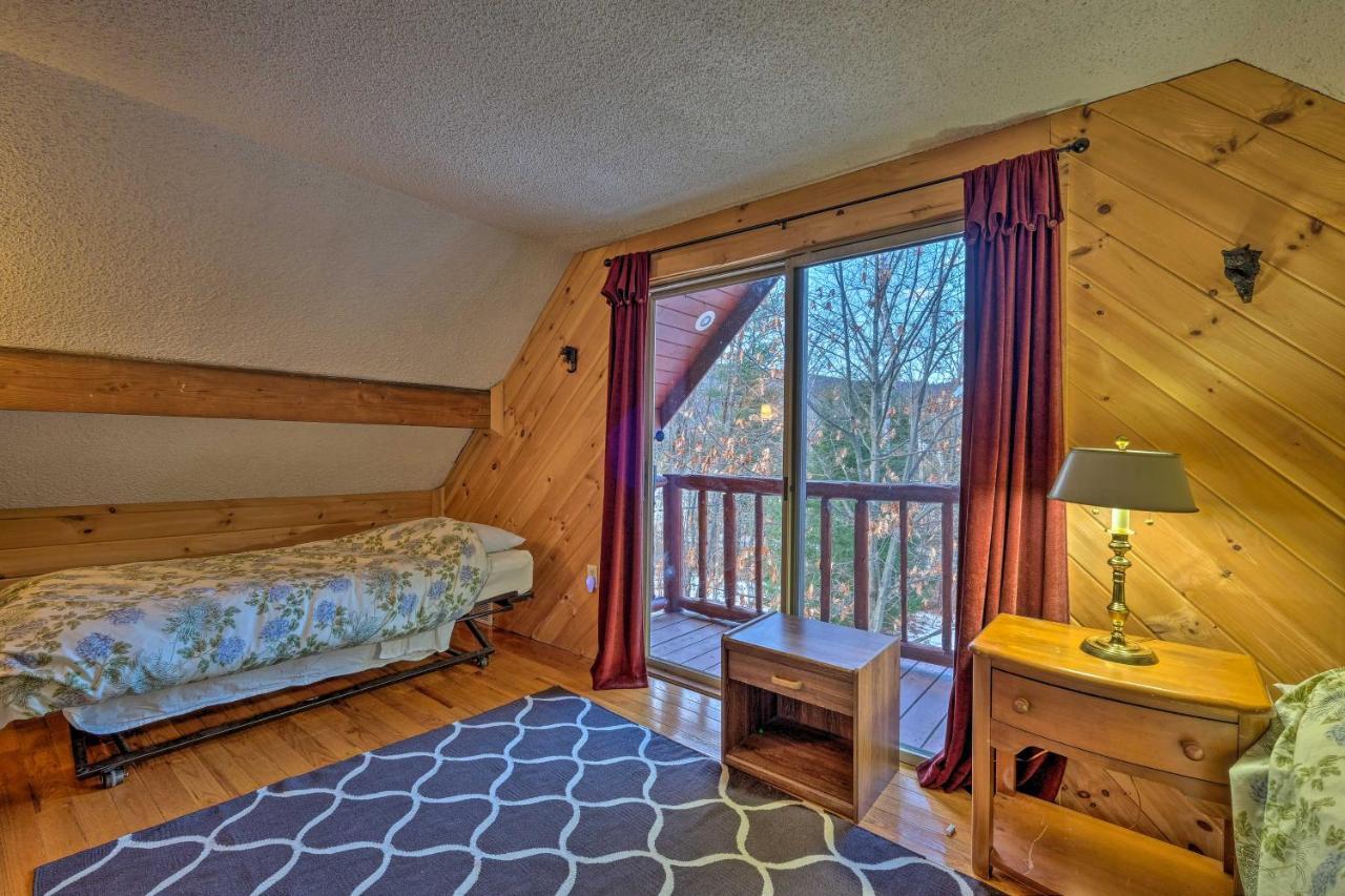 Вілла Secluded Johnsburg Retreat With Hot Tub And Fire Pit Екстер'єр фото